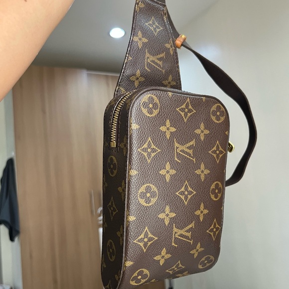 🎀 Louis Vuitton Monogram Geronimos Brown Body Bag - Picture 14 of 16